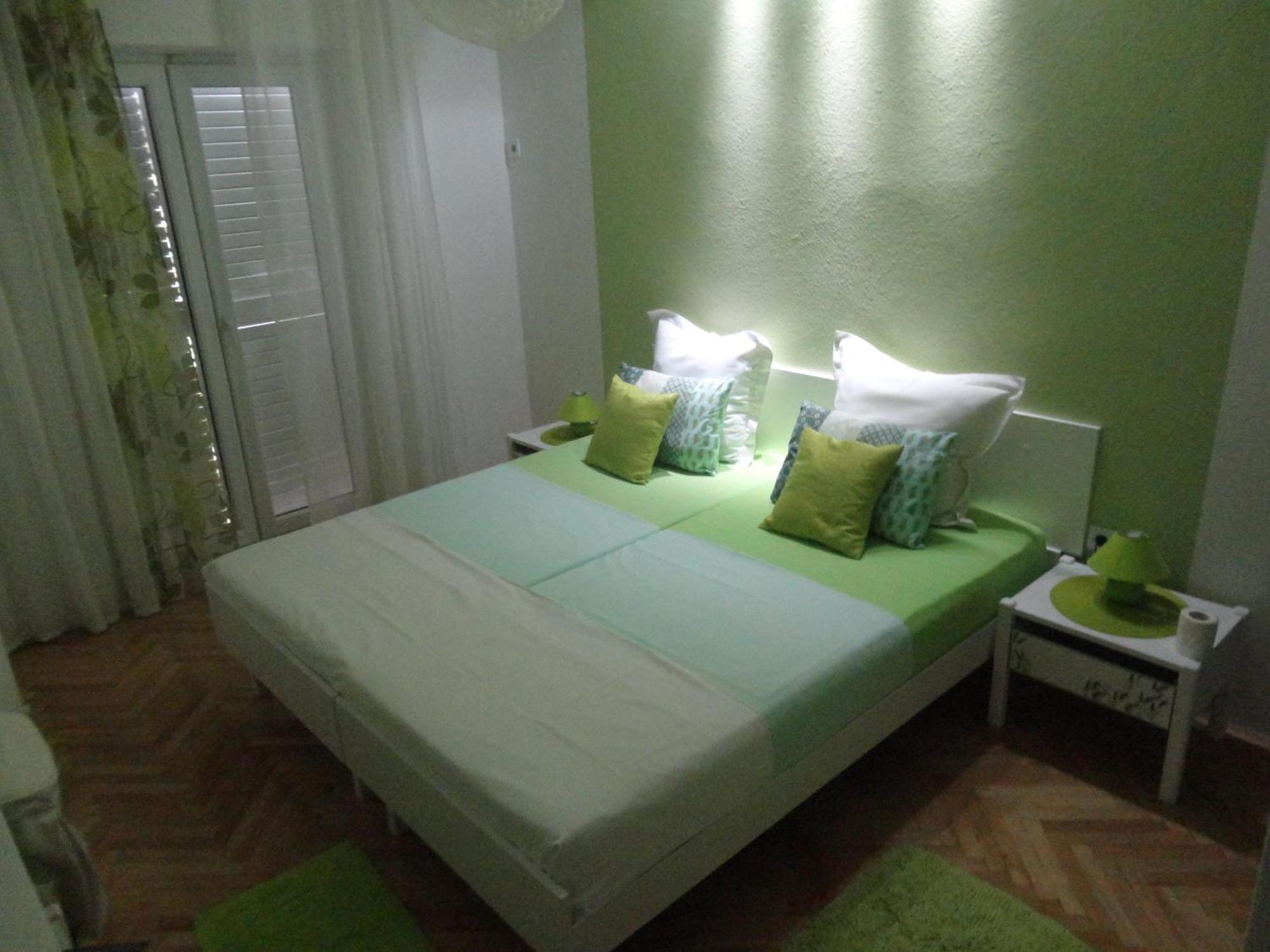 Apartments Veronika Макарська Екстер'єр фото