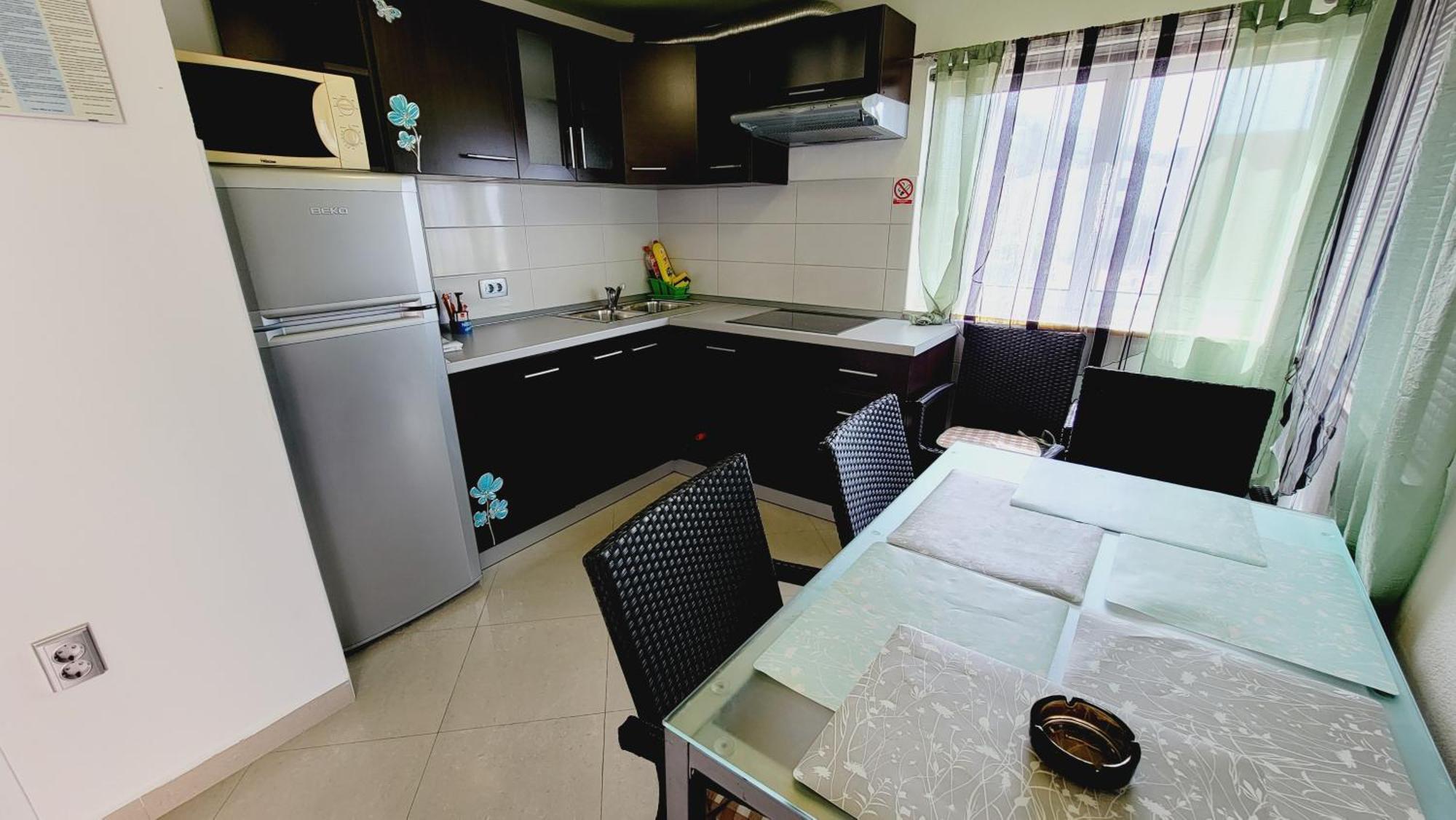 Apartments Veronika Макарська Екстер'єр фото
