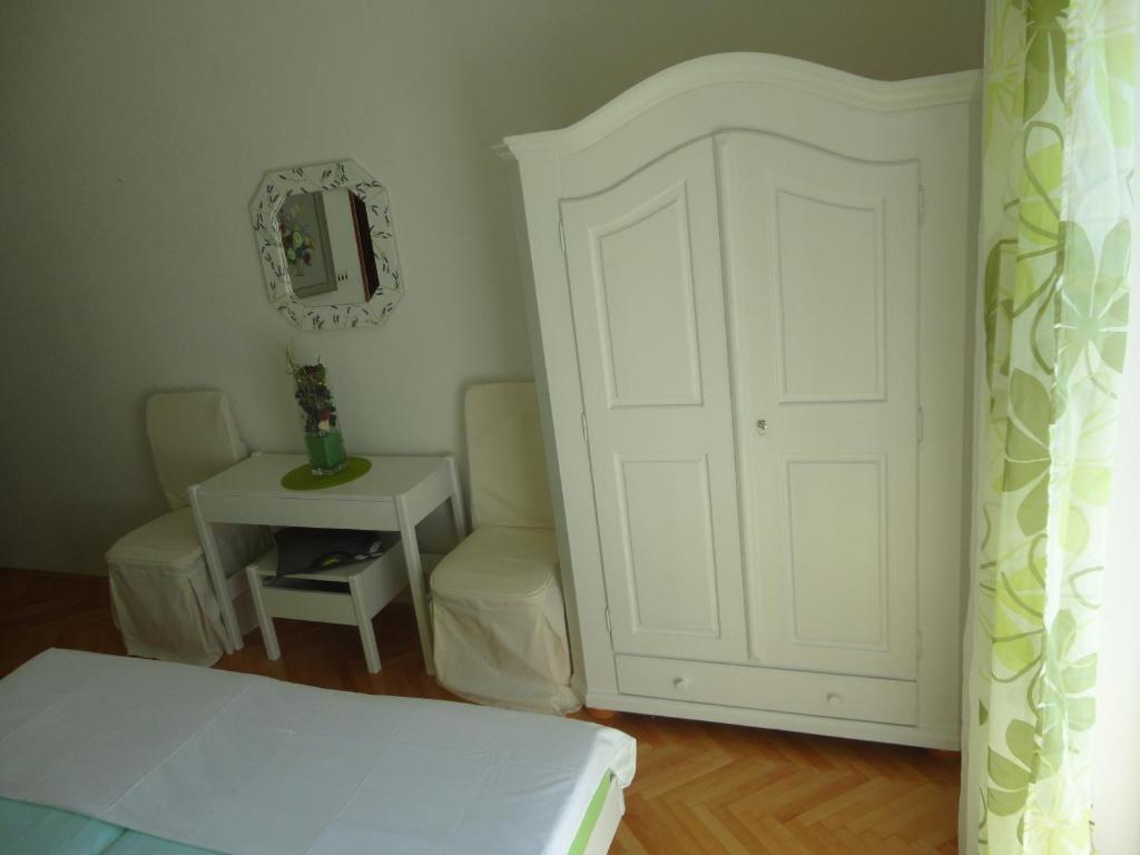 Apartments Veronika Макарська Номер фото